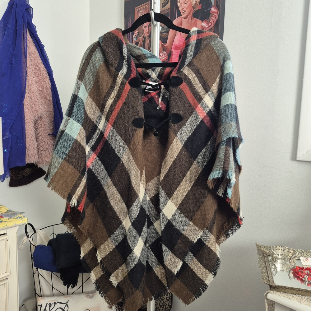 Plaid Poncho/shrug with Toggle Fasteners